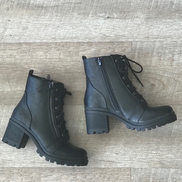 Soda Black Military Combat LaceUp Lug Boot - Picture 6 of 8